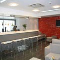 Des Roses Hotel