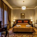 Kouros Hotel