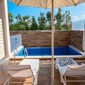 Mythic Summer Hotel