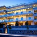 Scale Suites Hotel