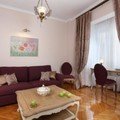 V1935 Luxurious Apartments Hotel