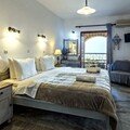 Vardia Hotel